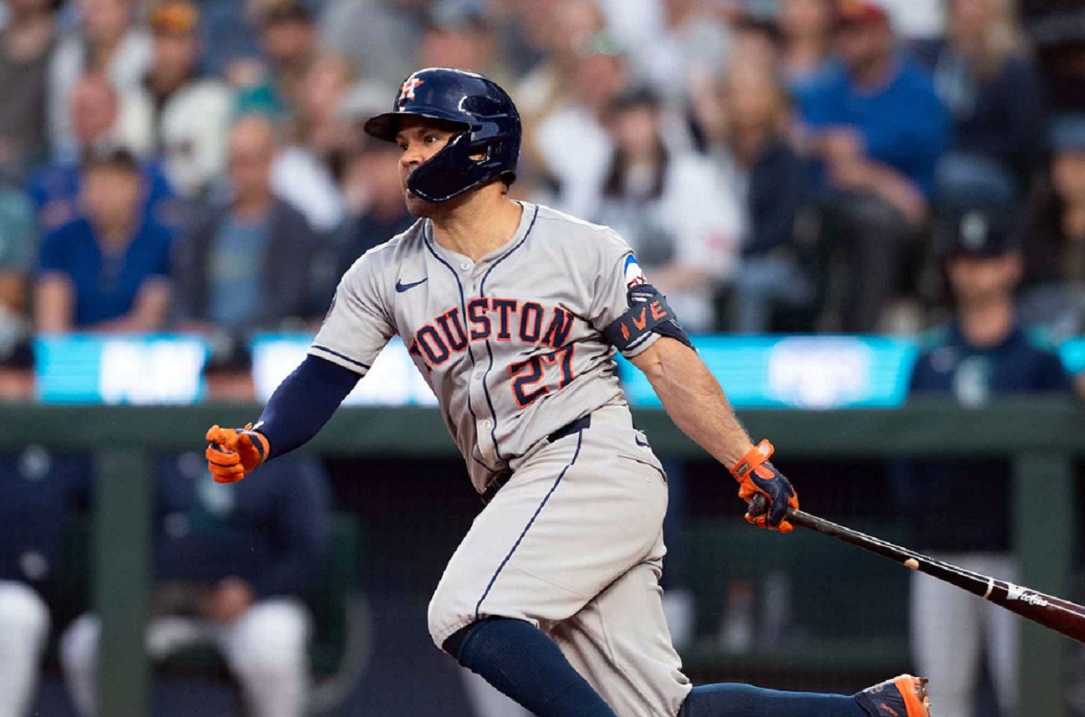 José Altuve conectó jonrón en triunfo de Astros sobre Nacionales