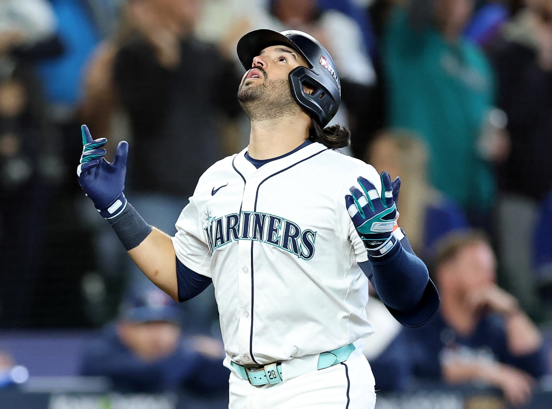 Eugenio Suárez desata su poder con grand slam y pone a los Marineros a un paso de la Serie Mundial